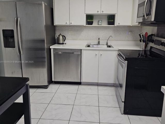 Продажа квартиры #2111 - фото 6151911