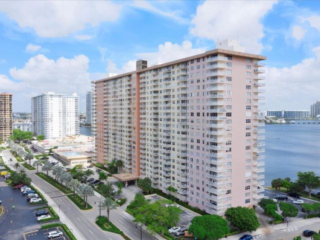 Продажа квартиры #2111 - фото 7430223