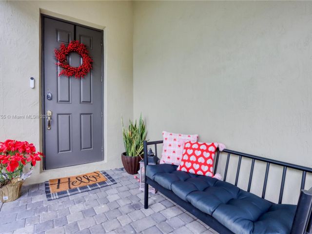 Продажа дома по адресу 148 NE 36th Avenue Rd - фото 6200069