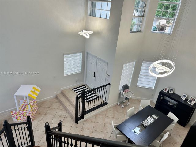 Продажа дома по адресу 10873 NW 71st St - фото 6291420