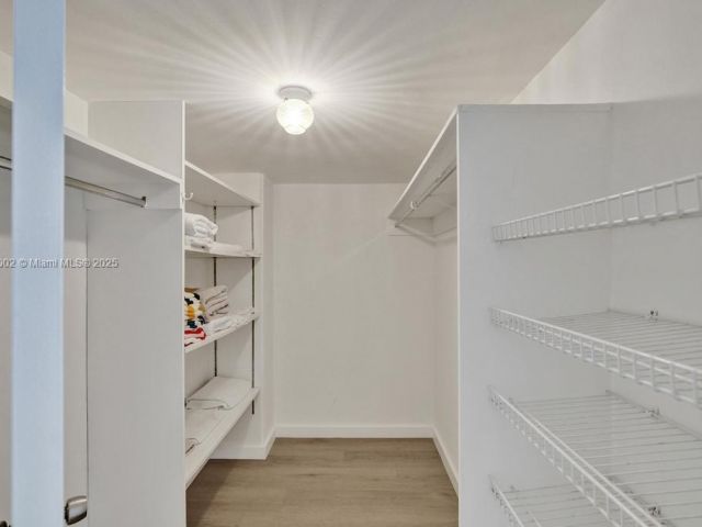 Продажа квартиры #424 - фото 6152345