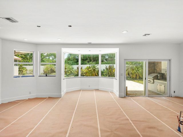 Продажа дома по адресу 2297 NW 55th Street - фото 6268638