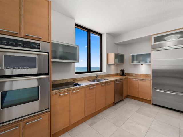 Квартира в аренду номер2202 - фото 6151636