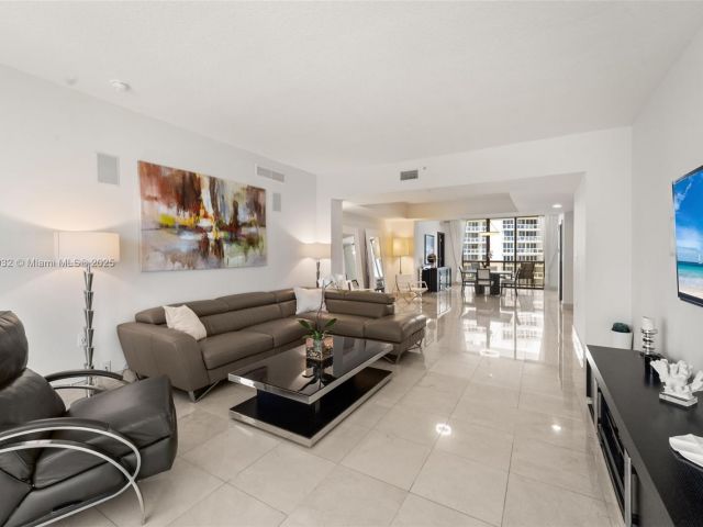 Квартира в аренду номер2202 - фото 6151639