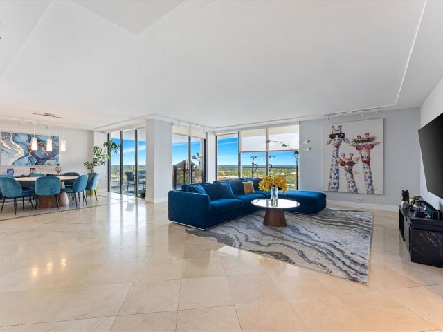 Продажа квартиры #9J - фото 6156619