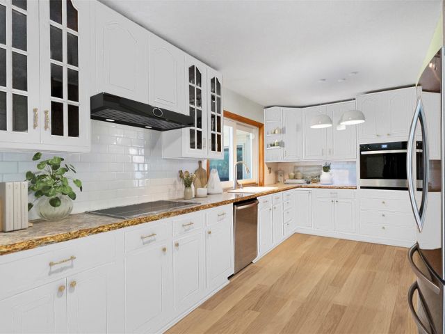 Продажа дома по адресу 6331 NE 22nd Ave - фото 6183273