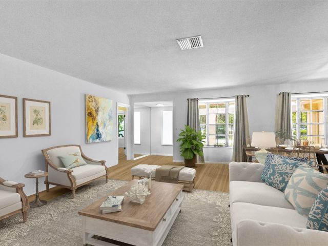 Продажа дома по адресу 6331 NE 22nd Ave - фото 6183281