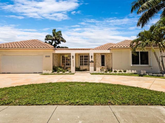 Продажа дома по адресу 6331 NE 22nd Ave - фото 6183284