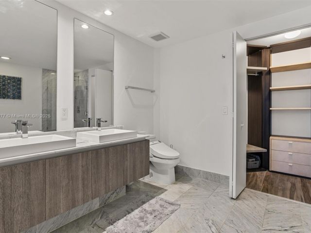 Продажа квартиры #4205 - фото 6171902