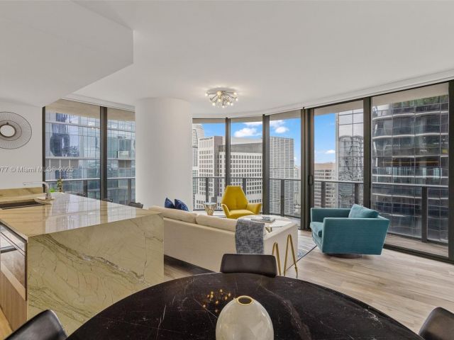 Продажа квартиры #4205 - фото 6171913