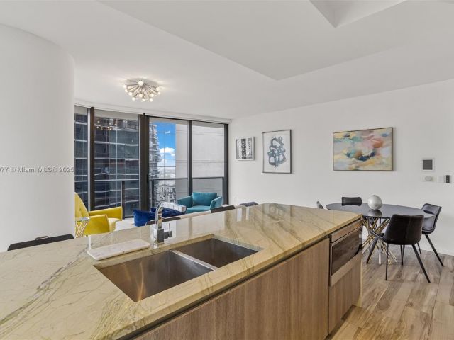 Продажа квартиры #4205 - фото 6171914