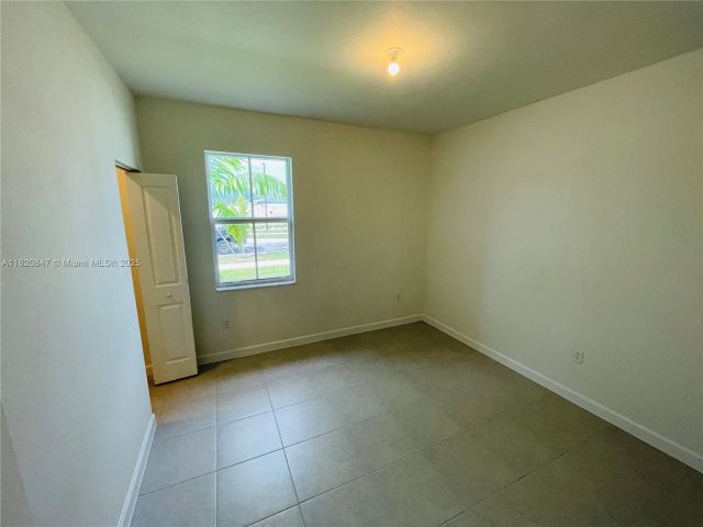 Продажа дома по адресу 16932 SW 291st St - фото 6178178