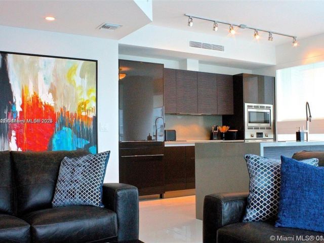 Квартира в аренду номер2208 - фото 6157229