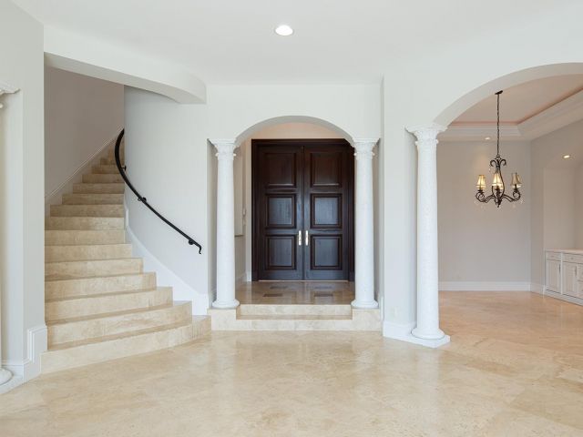 Продажа дома по адресу 501 Golden Harbour Dr - фото 6157646