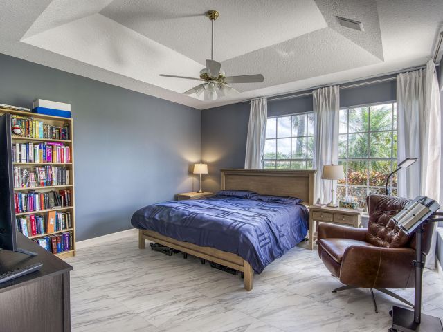 Дом в аренду по адресу 10364 Osprey Trace - фото 6166620