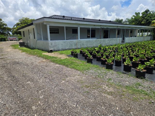 Продажа дома по адресу 23421 SW 217th Ave - фото 6154588