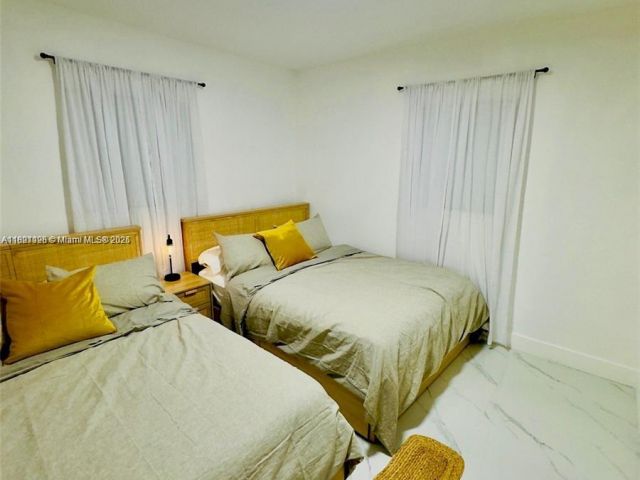 Продажа дома по адресу 610 NW 111th St - фото 6154191