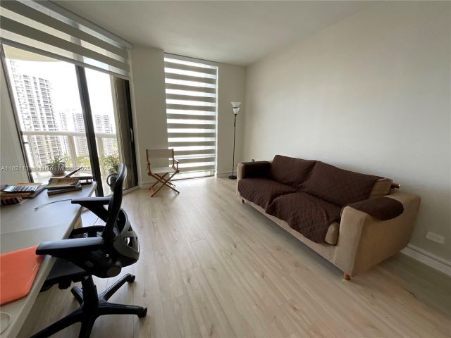 Продажа квартиры #1903 - фото 6159640