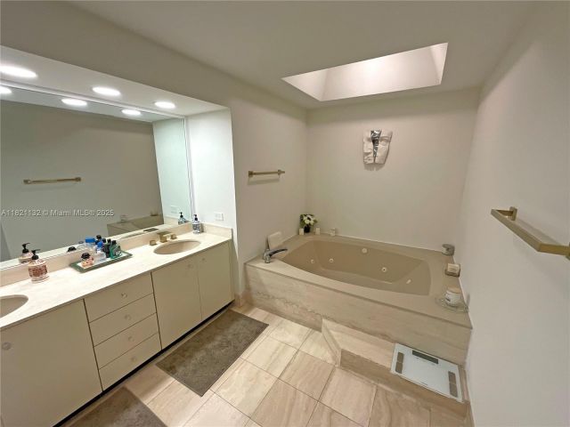 Продажа квартиры #1903 - фото 6159642