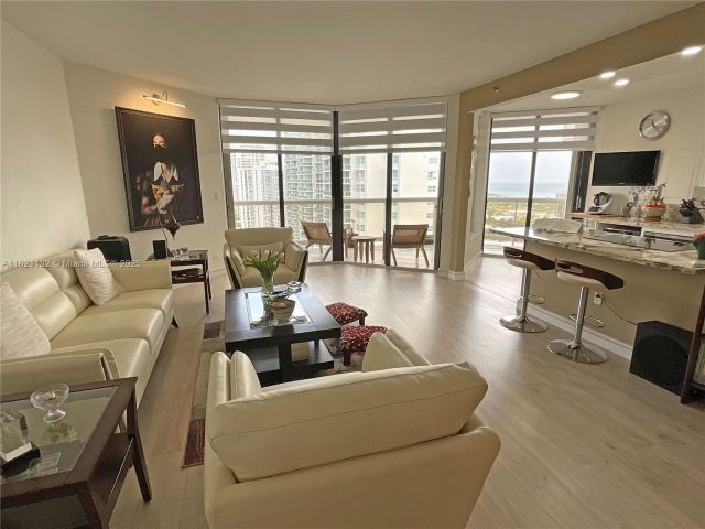 Продажа квартиры #1903 - фото 6159647