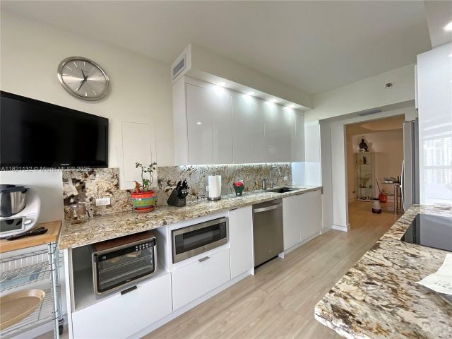 Продажа квартиры #1903 - фото 6159653