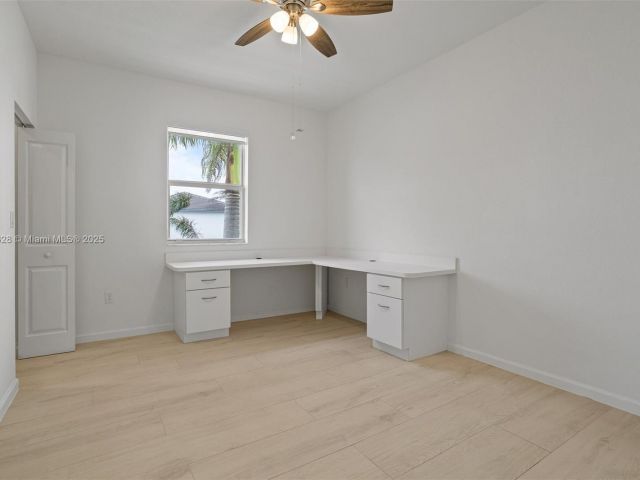 Продажа дома по адресу 21205 SW 127th Ct - фото 6154125