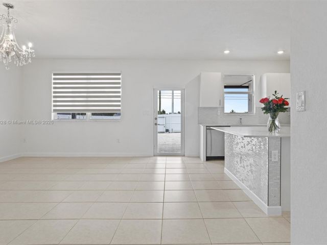 Продажа дома по адресу 21205 SW 127th Ct - фото 6154137