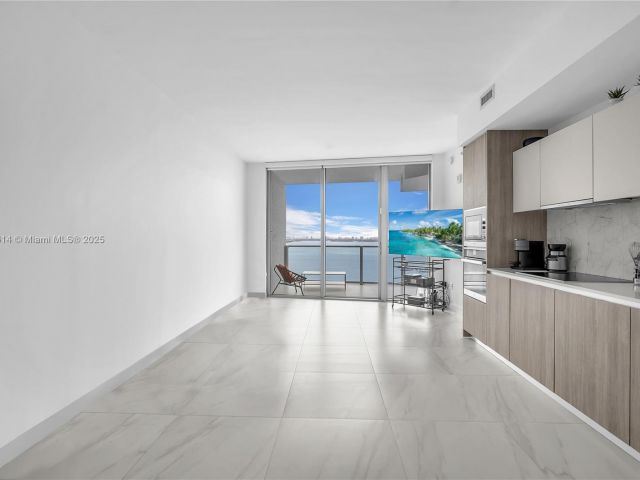 Продажа квартиры #1806 - фото 6154428