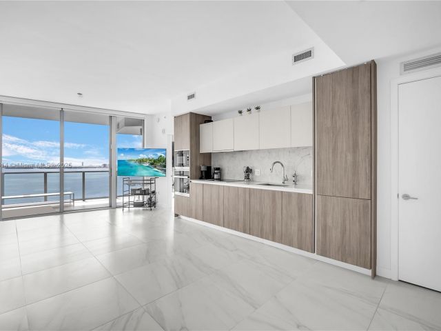 Продажа квартиры #1806 - фото 6154429