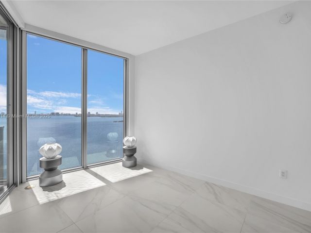 Продажа квартиры #1806 - фото 6154434