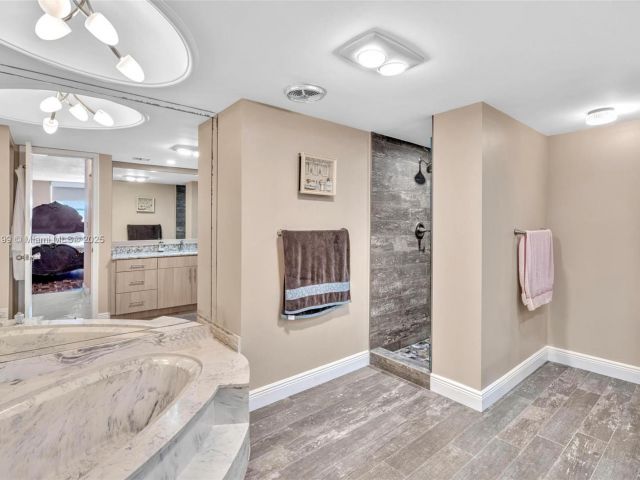 Продажа квартиры #5J - фото 7500200