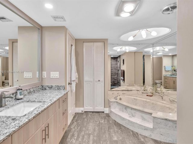 Продажа квартиры #5J - фото 7500202