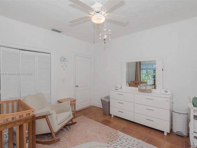 Продажа дома по адресу 1218 Madrid St - фото 6155433