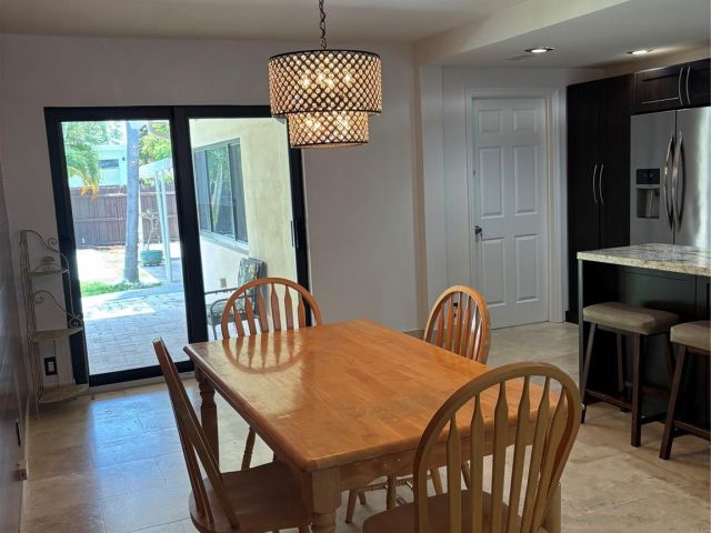 Продажа дома по адресу 1126 Lincoln St - фото 6165066