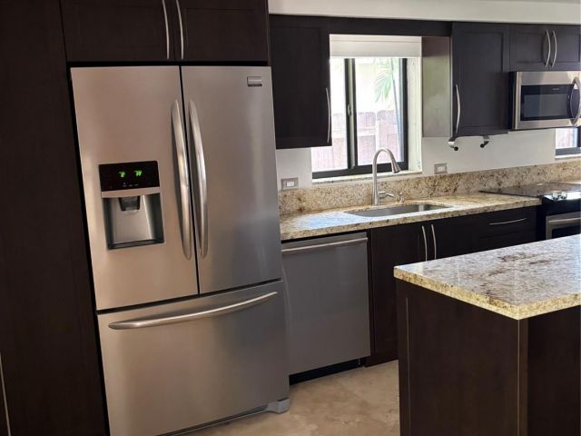 Продажа дома по адресу 1126 Lincoln St - фото 6165068