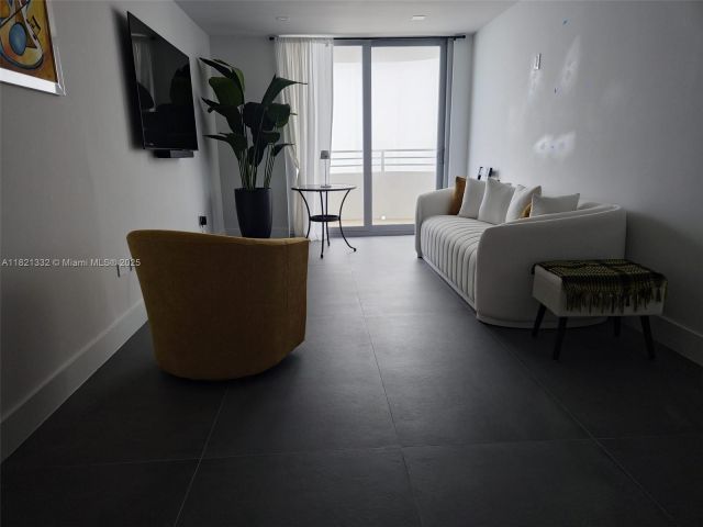 Квартира в аренду номер16P - фото 6156460