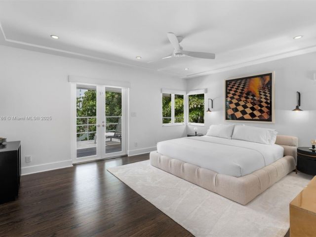 Продажа дома по адресу 6165 Pine Tree Dr - фото 6155072