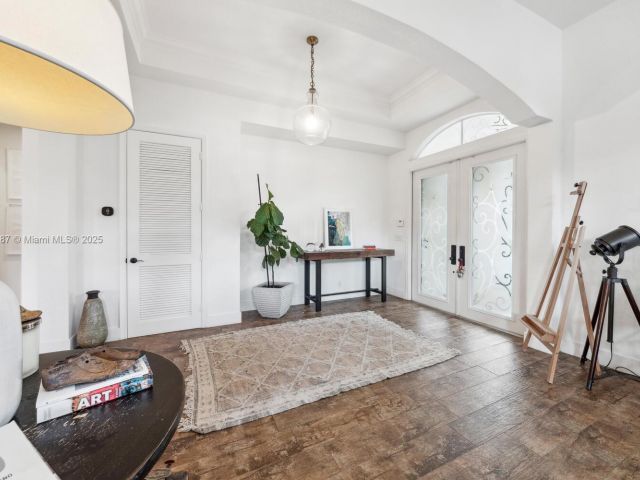 Продажа дома по адресу 4864 Tropicana Ave - фото 6153829