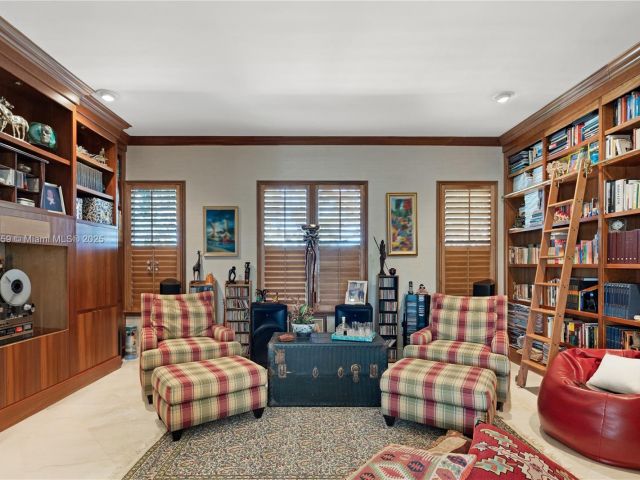 Продажа дома по адресу 180 Solano Prado - фото 6172229