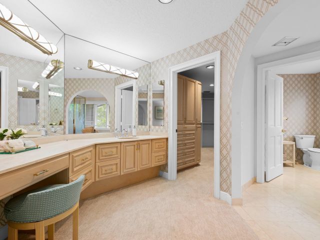 Дом в аренду по адресу 396 E Coconut Palm Road - фото 6157084