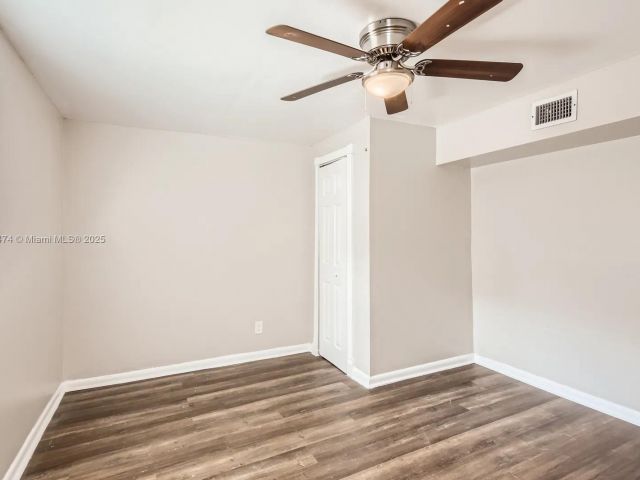 Продажа дома по адресу 5208 SW 91st Ter - фото 6170460