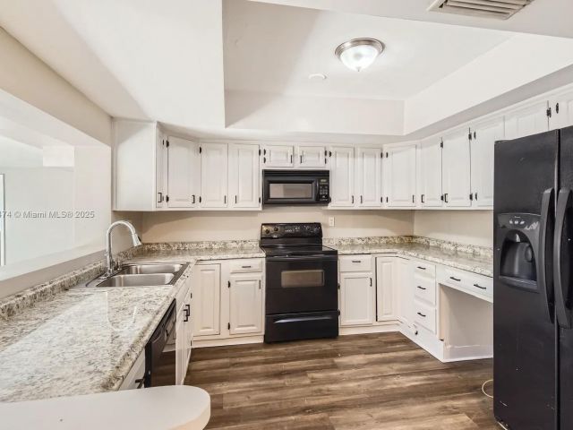 Продажа дома по адресу 5208 SW 91st Ter - фото 6170468