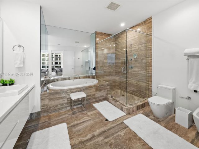 Продажа квартиры #3302 - фото 6161975