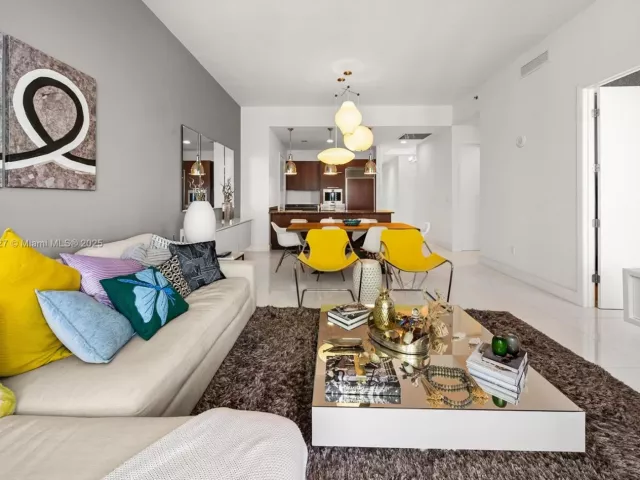 Продажа квартиры #3302 - фото 6161989