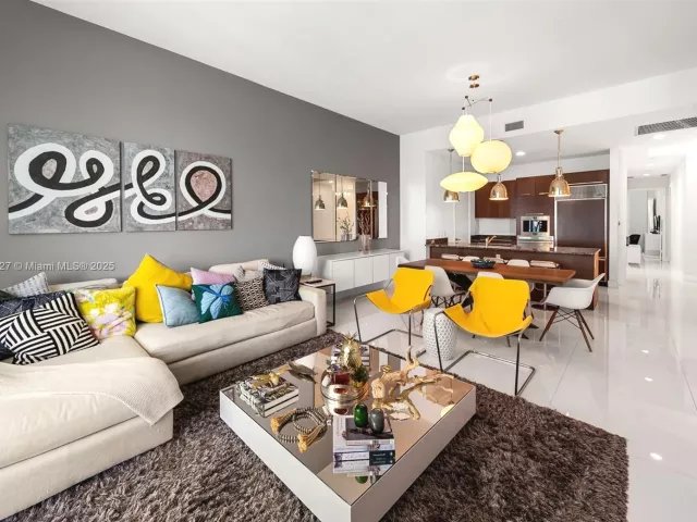 Продажа квартиры #3302 - фото 6161990