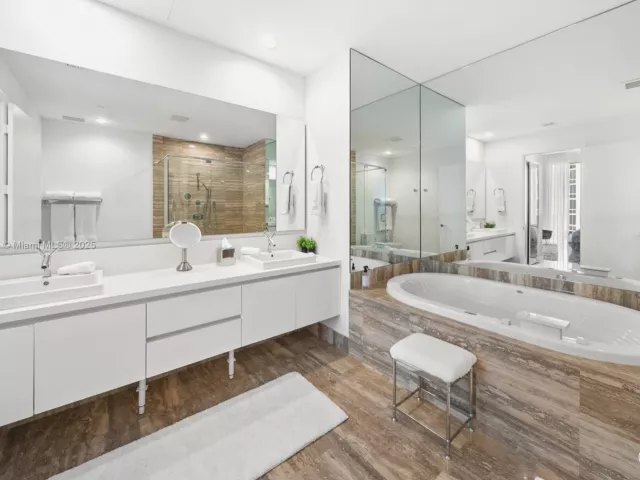 Продажа квартиры #3302 - фото 6161974