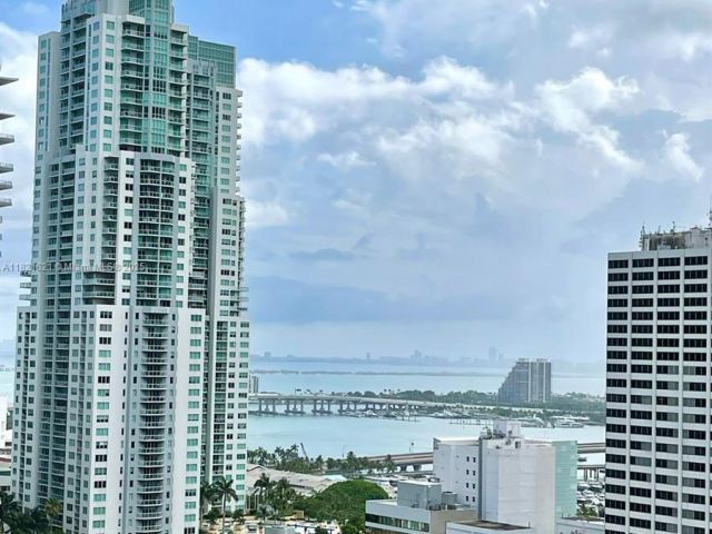 Продажа квартиры #2406 - фото 6157329