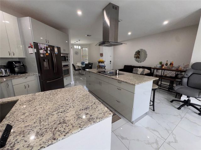 Продажа дома по адресу 13745 SW 113th Ln - фото 6159222