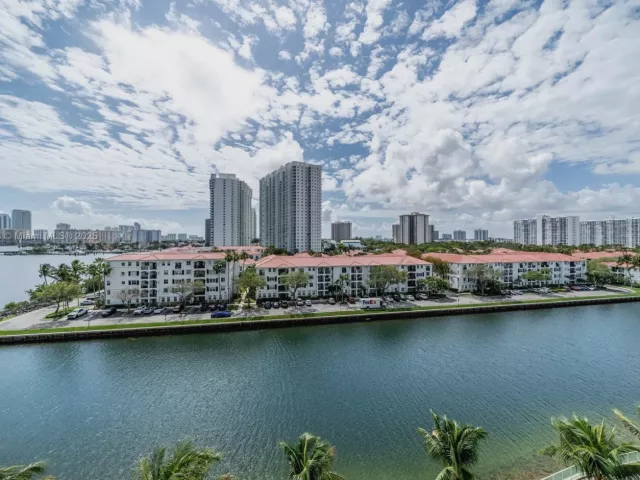 Квартира в аренду номер606 - фото 6173345