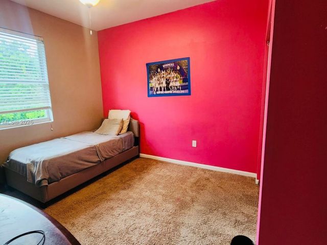 Продажа дома по адресу 2190 SE 2nd St - фото 6186889